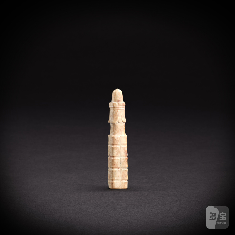 A jade 'cicada' handle, Shang dynasty | 商 玉蟬紋柄形飾
